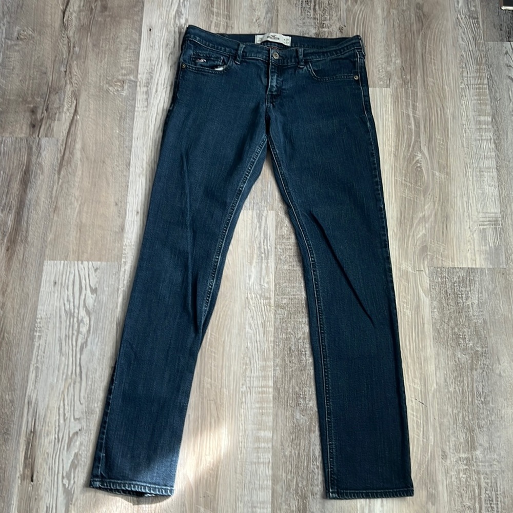 WOMENS HOLLISTER JEANS SZ 7R 28 x 33